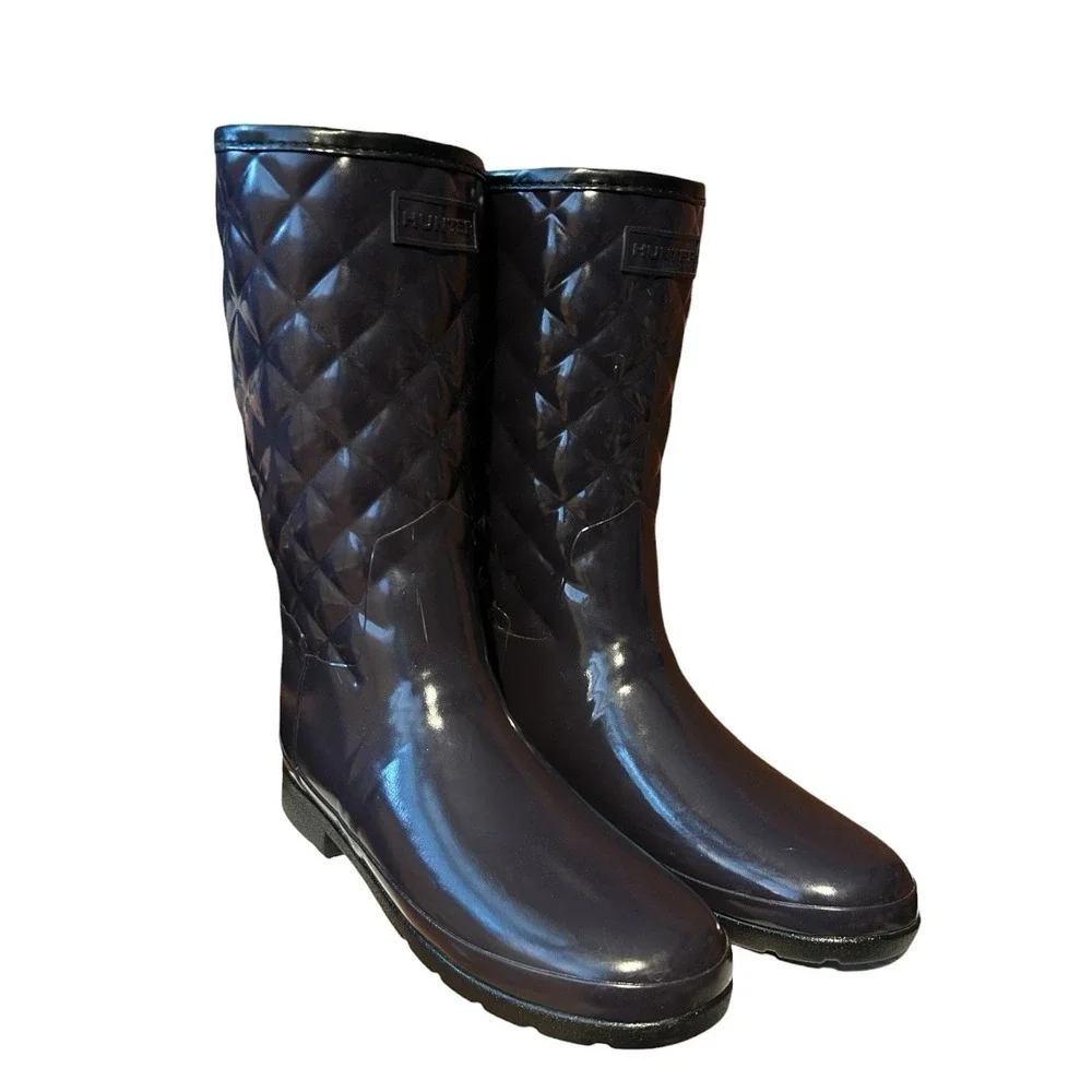HUNTER Aubergine Refined Gloss Quilt Short Rain Boot sz 9 Gold Buckle Outdoor